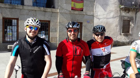 Miguel, Carlos, Juan y brazo de Monjas en el Ayuntamiento de Robledo de Chavela